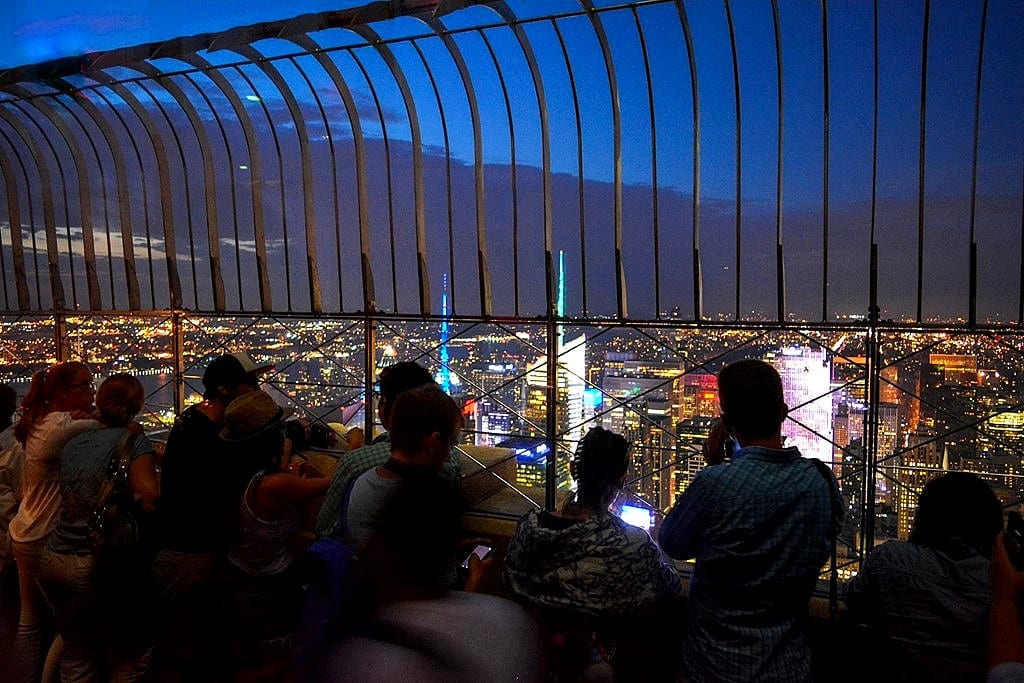 Vue nocturne depuis l’Empire State Building