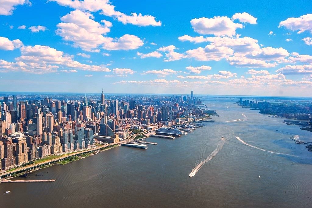 newyorktoutsimplement helicopter011 Offrez-vous New York en hélicoptère, sensations garanties !