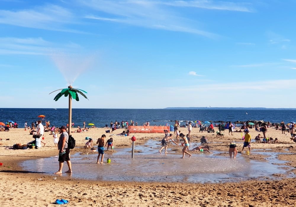 coneyisland1 Coney Island : plage, hot dogs et Luna Park à New York