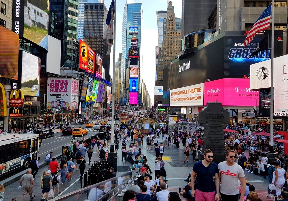 Times Square illuminé
